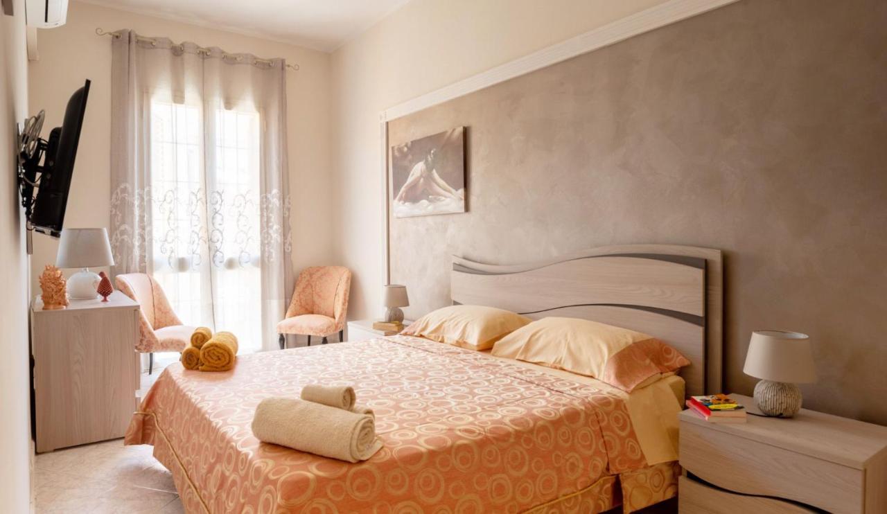 A Casa Tua Affitti Brevi Panzió Noto Kültér fotó